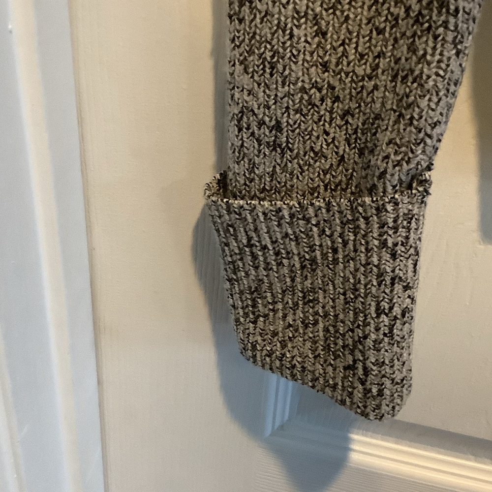 Theory Heathered Gray Crew Neck Sweater,‎ wool blend - Picture 6 of 11
